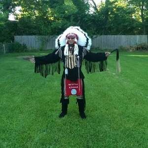 Meet your Posher, Lee